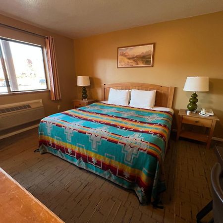 The Rim Rock Inn Torrey Extérieur photo